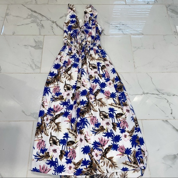 Everly Floral Printed Maxi - Picture 6 of 6